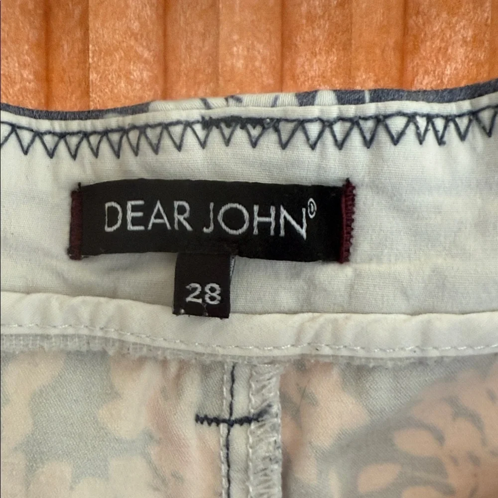 💙3 for $55💙Dear John Blue Floral Women's Shorts - Picture 2 of 4